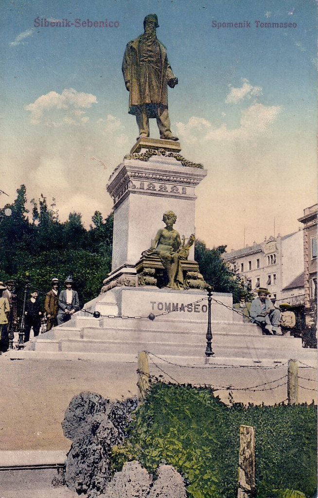 Spomenik Nikoli Tommaseu u Šibeniku, srušen nakon Drugog svjetskog rata