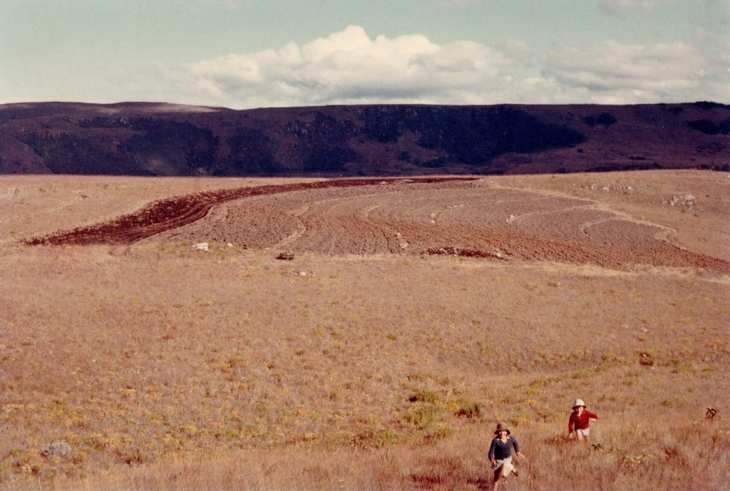 Tsetsera Farm - High-veld farm in the Eastern Highlands, destroyed during the bush war