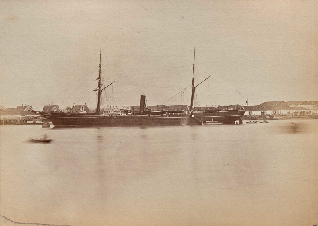 外滩全景，码头/ 19世纪造船厂