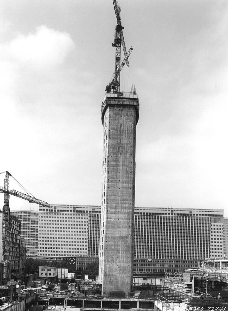 Construction de la Tour Montparnasse