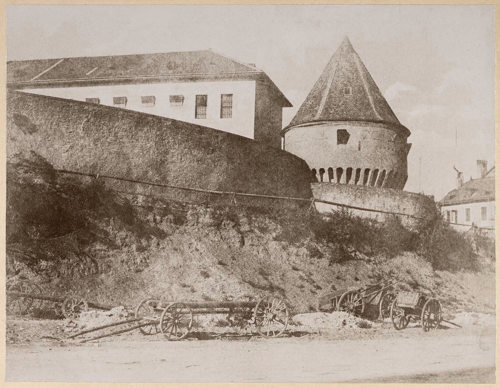 La prison pénitentiaire et la tour Maîtresse