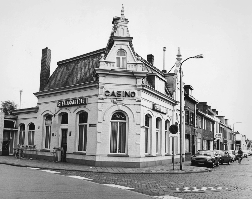 Café Casino aan de St. Josephstraat 38