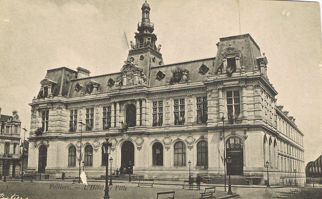 Hôtel de Ville (Poitiers)