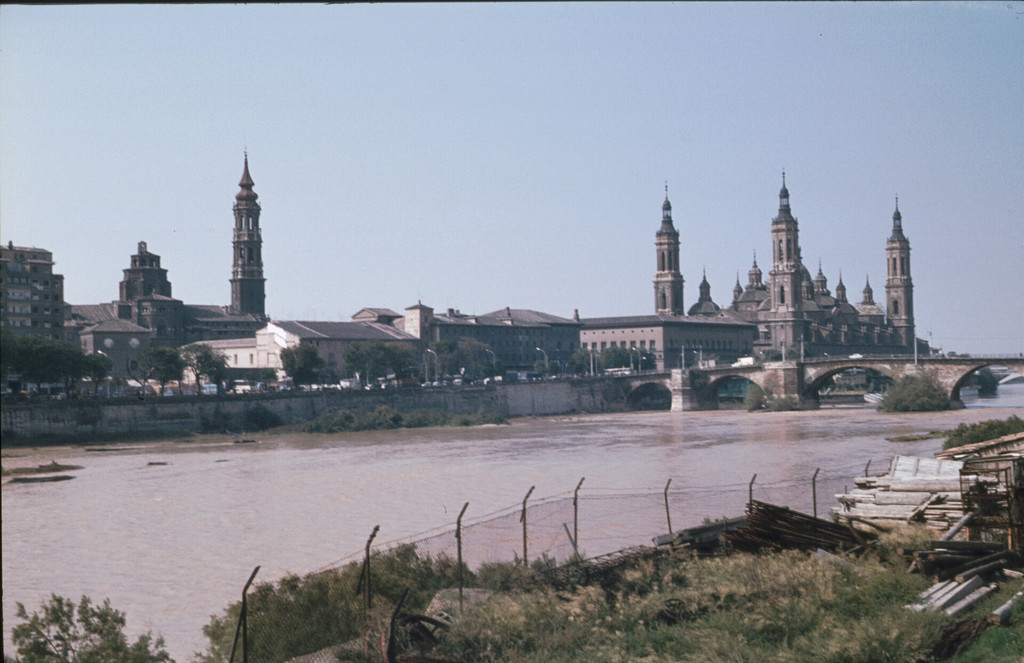 Zaragoza. Basílica del Pilar, Catedral del Salvador y río Ebro