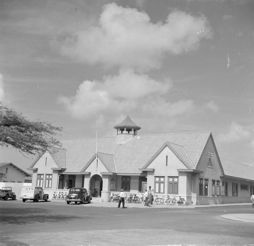 Het postkantoor in Oranjestad