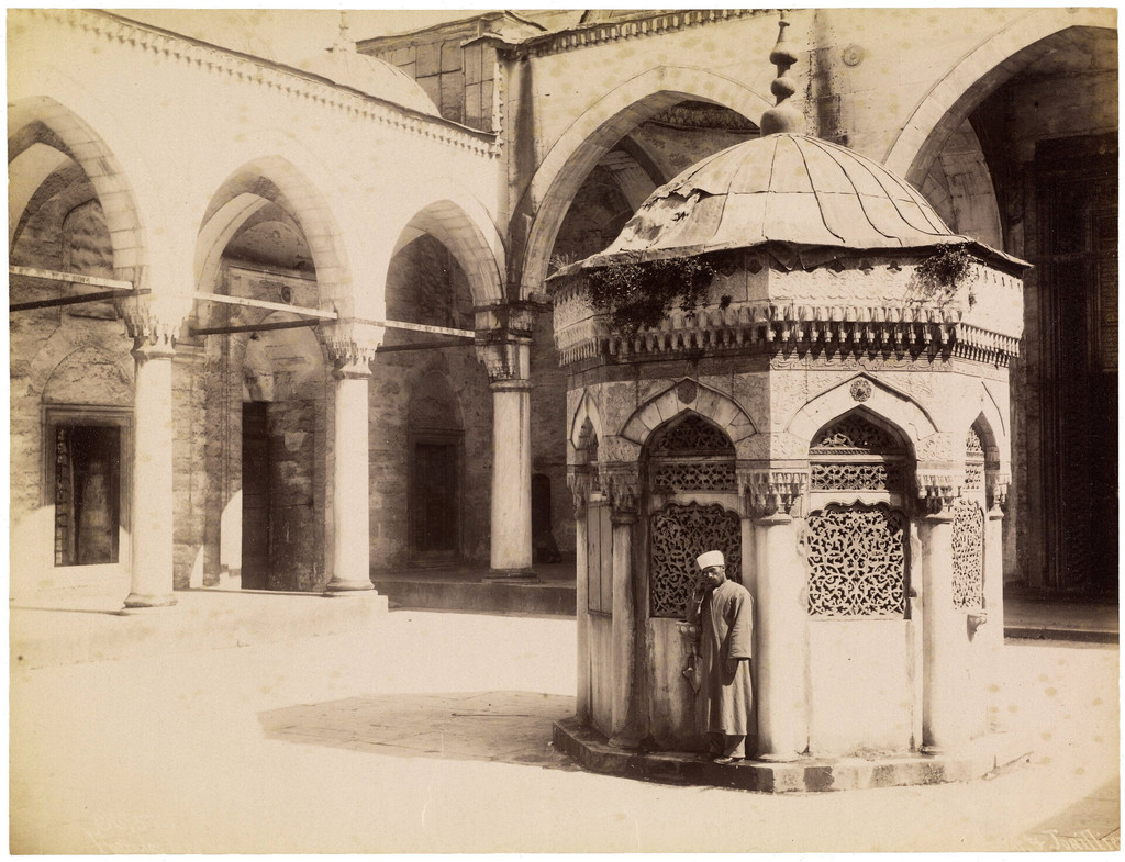 Konstantinopolis. Üsküdar Yeni Valide Camii Şadırvanı