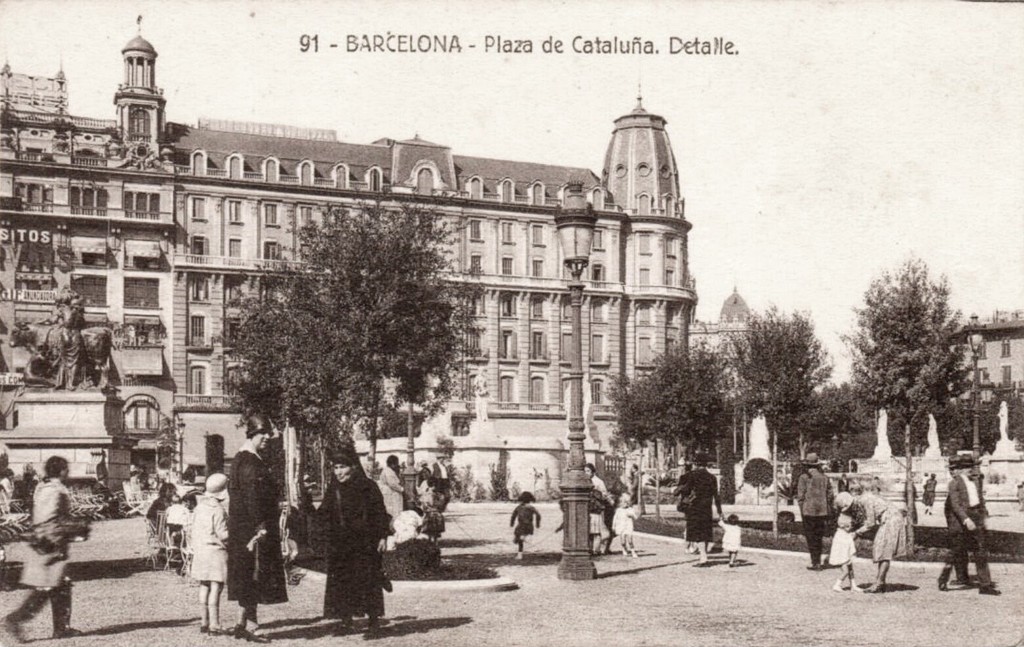Plaza de Cataluña. Detalle