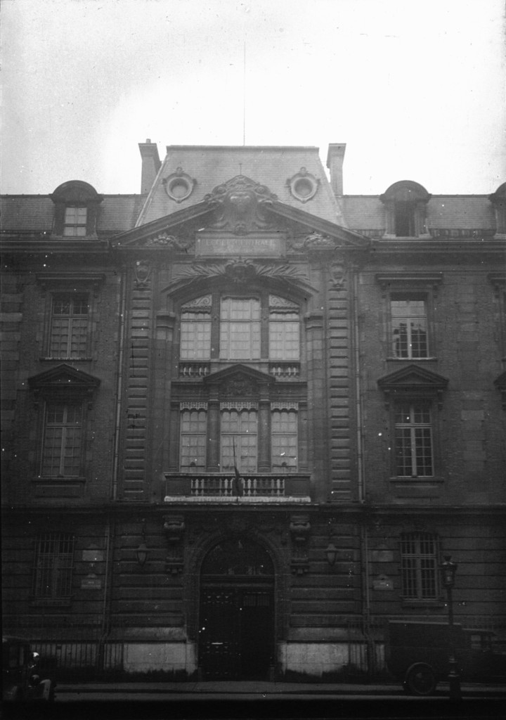École Centrale, rue Montgolfier : façade