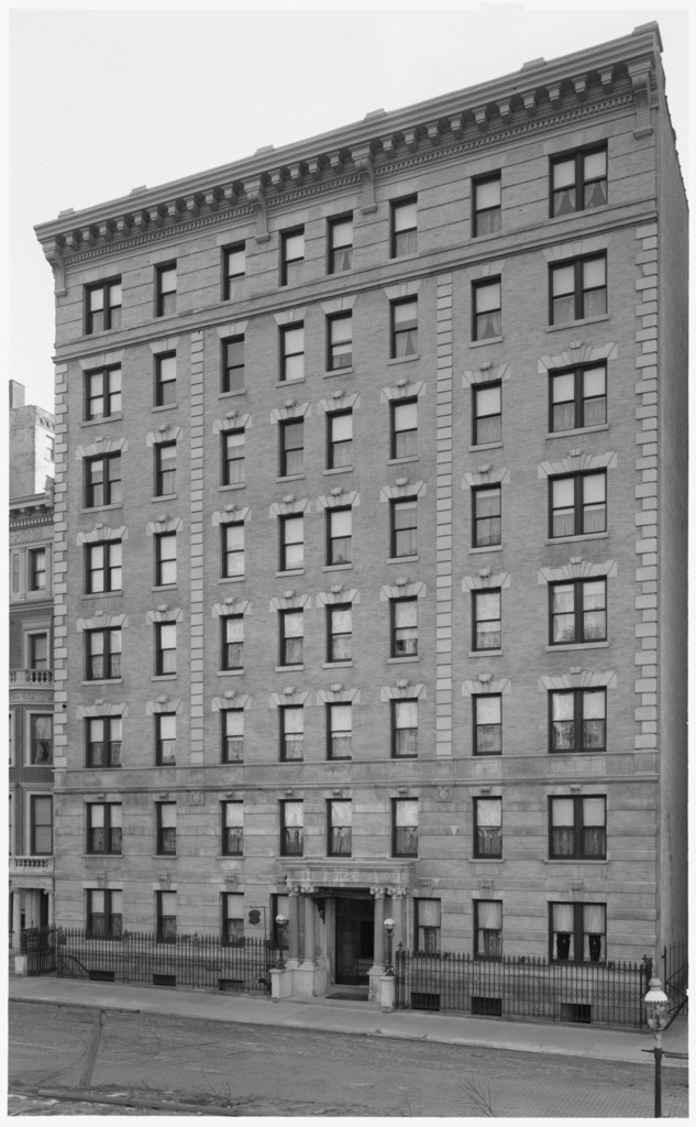 312 West 109th Street. The Ponchetrain apartment house