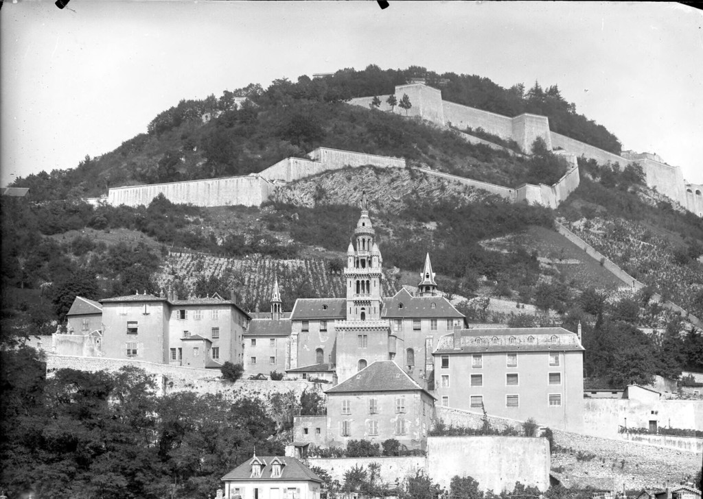 L'ancien monastère de Sainte-Marie d'en-Haut