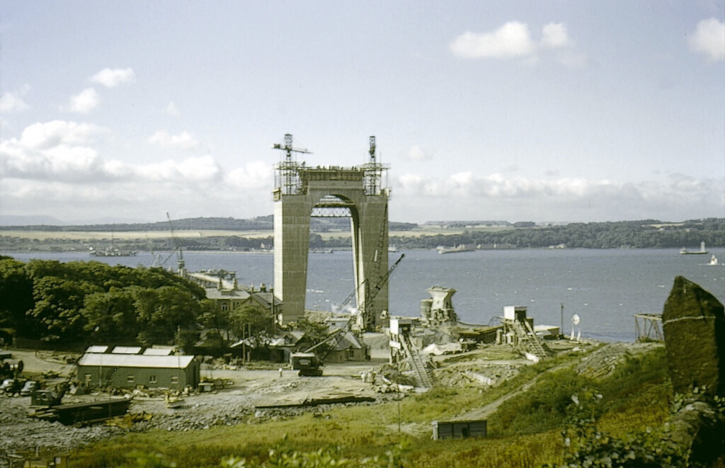 The building of Forth Road Bridge