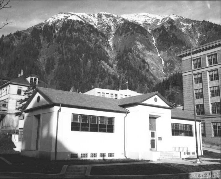 Juneau Memorial Library