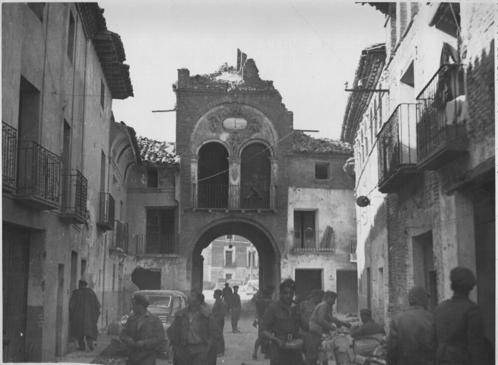 Belchite, Arco de la Villa