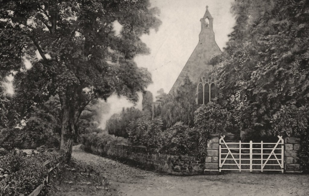 Dalrymple Parish Church from Church Street