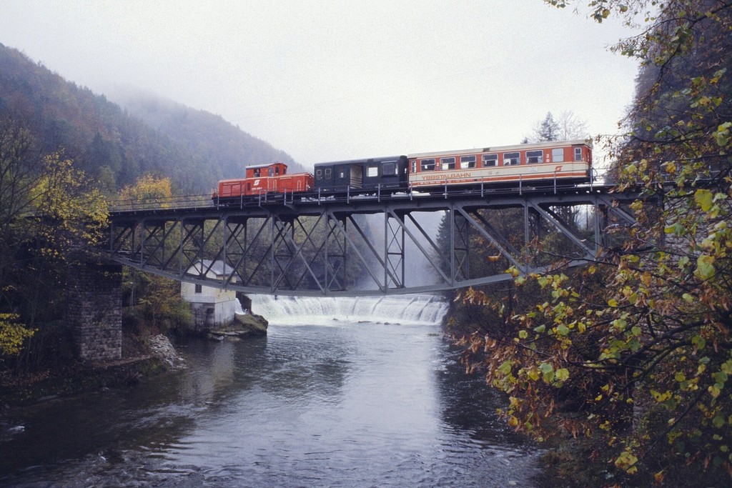 Viadukt und Eisenbrücke der Ybbstalbahn bei Gstadt (Zweigstrecke nach Ybbsitz)
