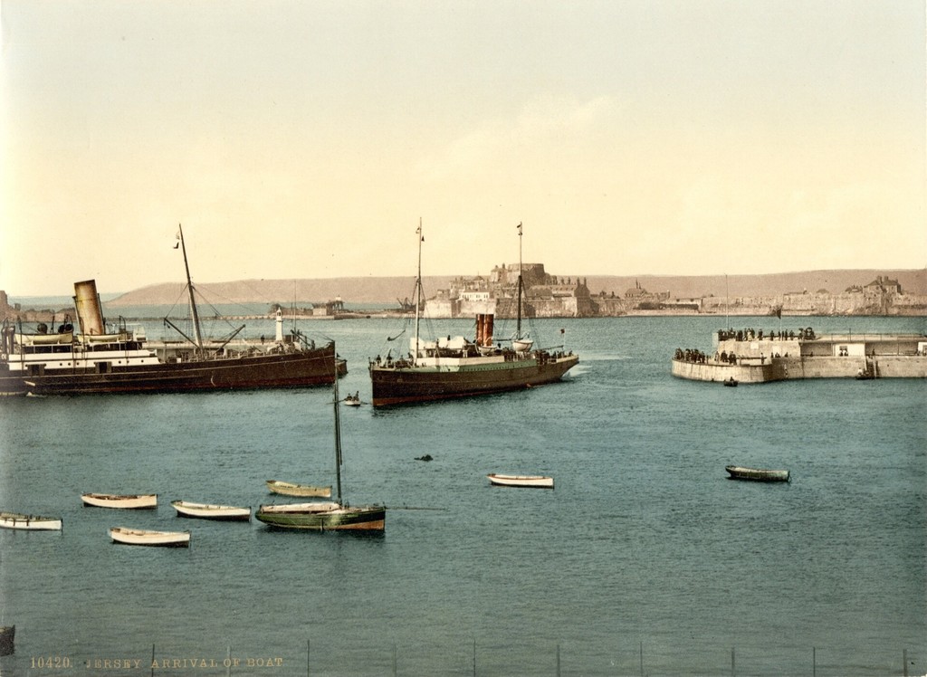 Arrival of boats, St. Helier
