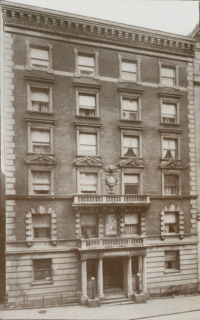 The Stetson. 262 West 83rd Street