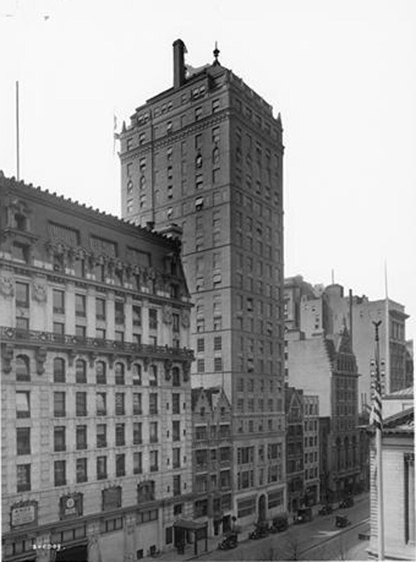 8-10 West 40th Street. General exterior.