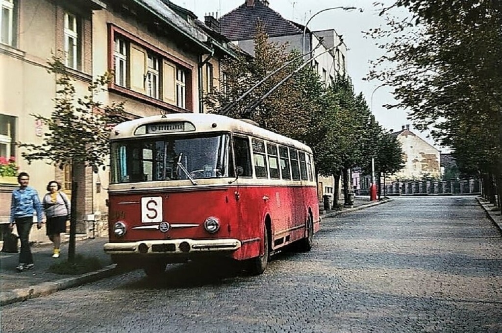 Trolejbus Škoda 9Tr8