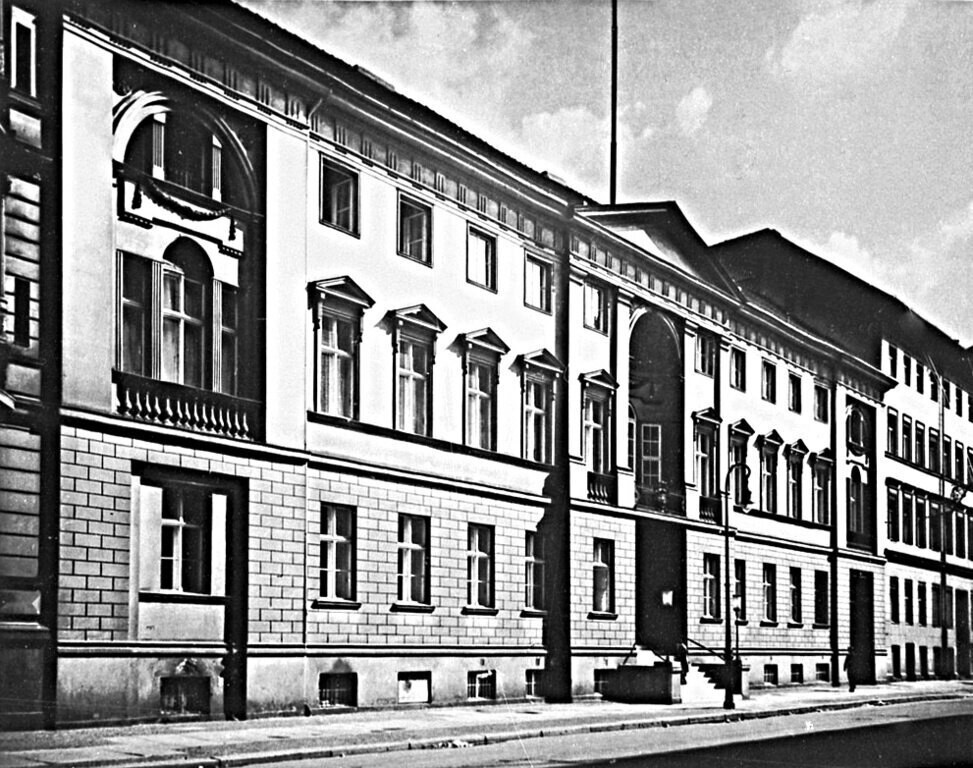 Behrenstraße 66, Militärkabinett