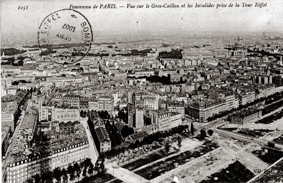 PANORAMA DE PARIS - Vue sur la Gros-Caillou et les Invalides prise de la Tour Eiffel