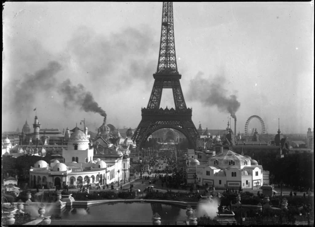 Exposition Universelle de 1900: vue générale et tour Eiffel