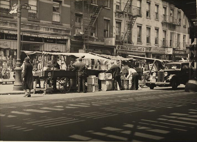 Street vendors at 41st Street and 9th Avenue