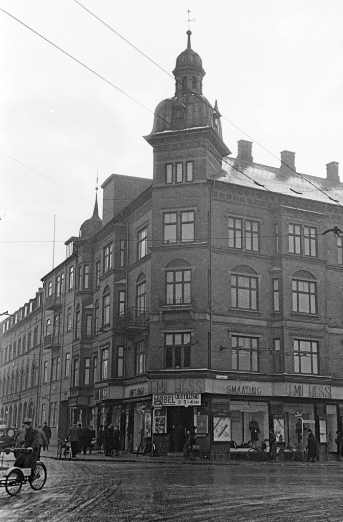 Købmand Emil Hess På Hjørnet of Nørregade og Østre Stationsvej