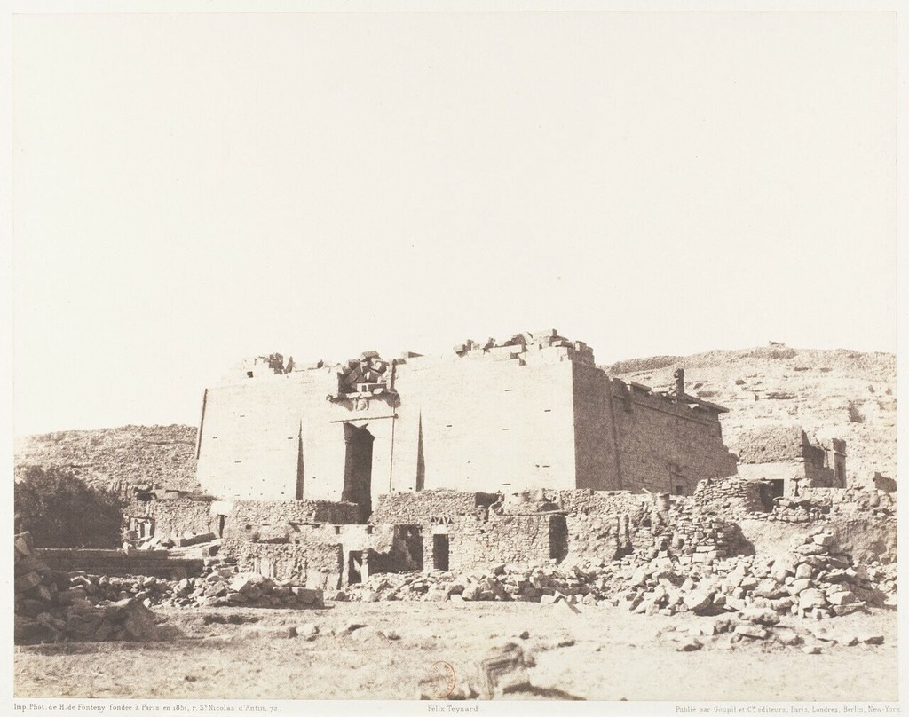 Kalabsha. temple ruins