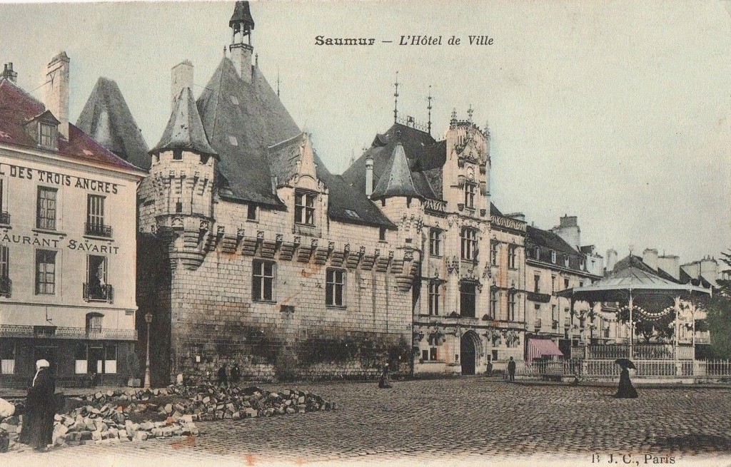 Saumur. L'Hôtel de Ville