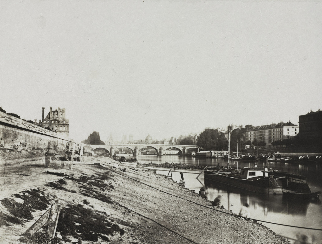 Vue de la Seine vers le Pont-Royal