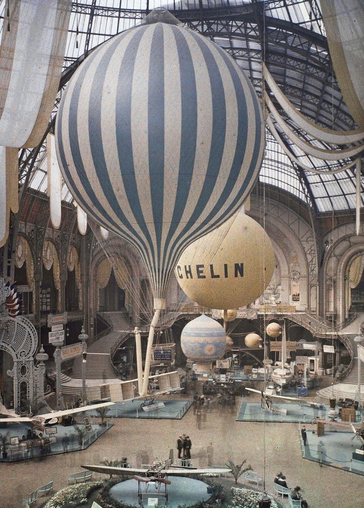Grand Palais, à l'occasion de la première exposition internationale de navigation aérienne