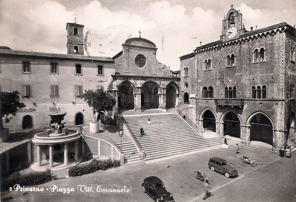 Priverno, Piazza Vittorio Emanuele
