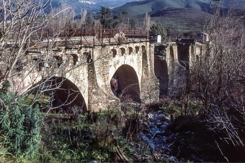 Pont de Ponte-Novo sur le Golo