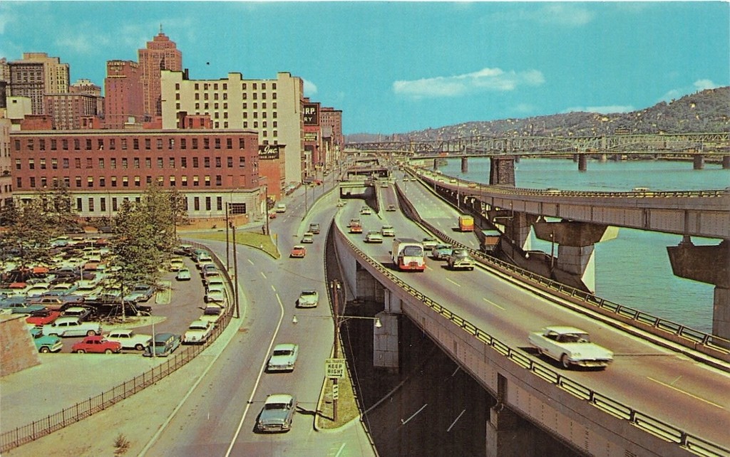 Fort Pitt Boulevard Expressway