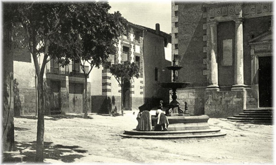 Plaza de la iglesia, fin de s.XIX