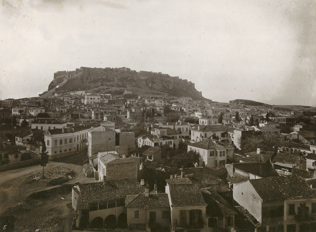 Άποψη της Ακρόπολης από τον καμπαναριό του καθεδρικού ναού
