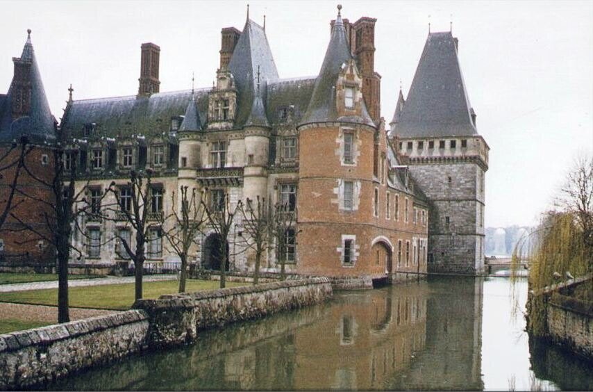 Vue du Shâteau de Maintenon depuis l'Eure