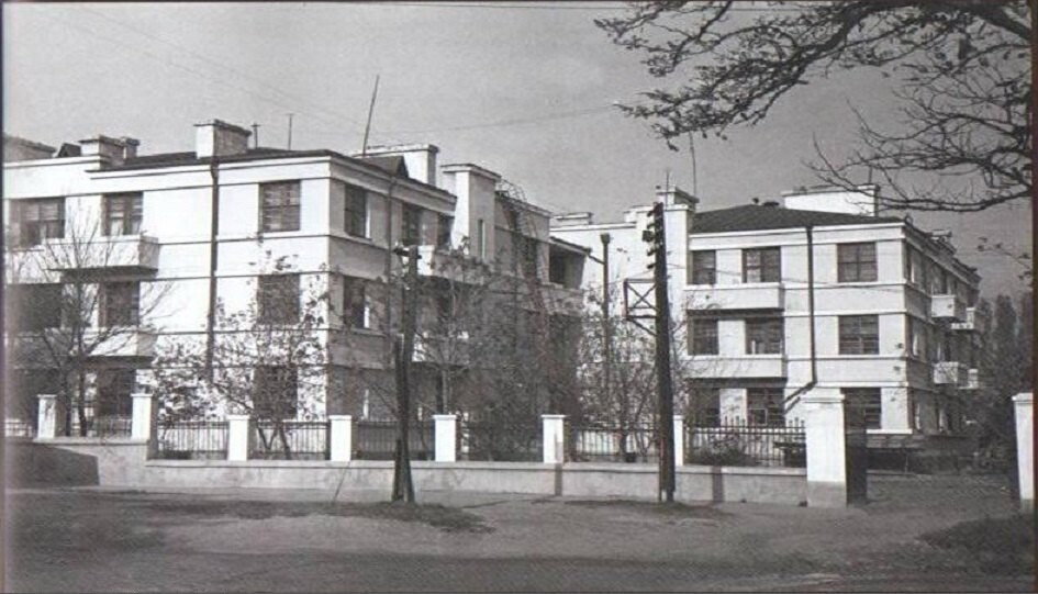 Дом 1905 года со стороны ул.Павленко