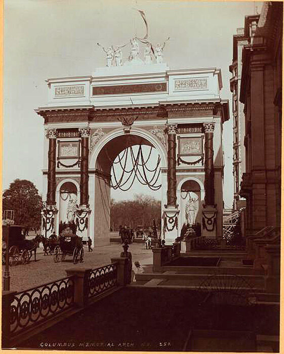 Fifth Avenue and 59th Street, showing the Columbus Memorial Arch