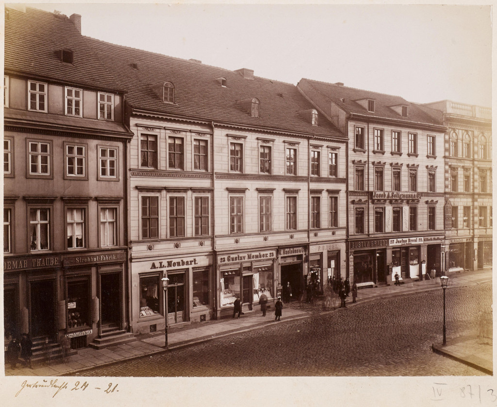 Gertraudenstraße 24-21