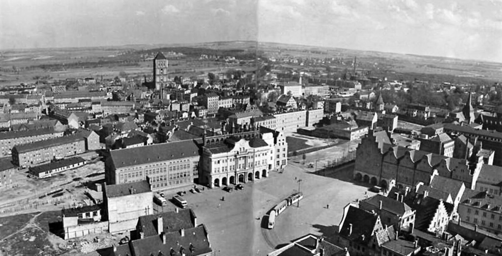 Blick von der Marienkirche auf das Rathaus und die Nicolaikirche