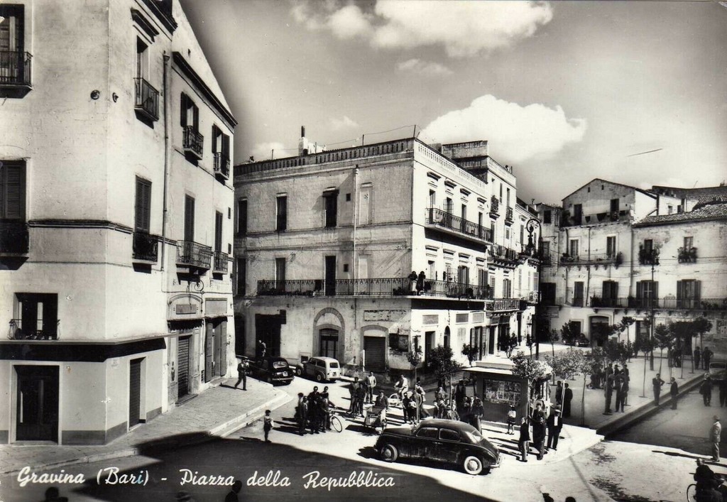 Gravina di Puglia, Piazza della Repubblica