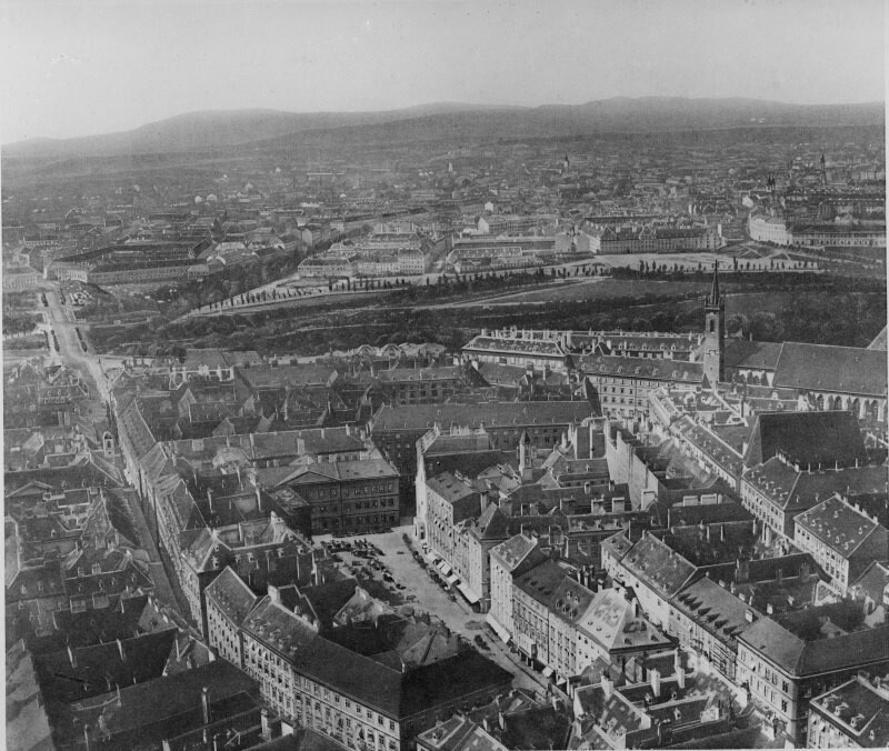 View from Stephansdom. From Kärntnertor to Burgtor. Augustinerkirche. Gumpendorf and Mariahilf