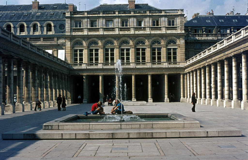 Palais Royal. Galerie d'Orléans