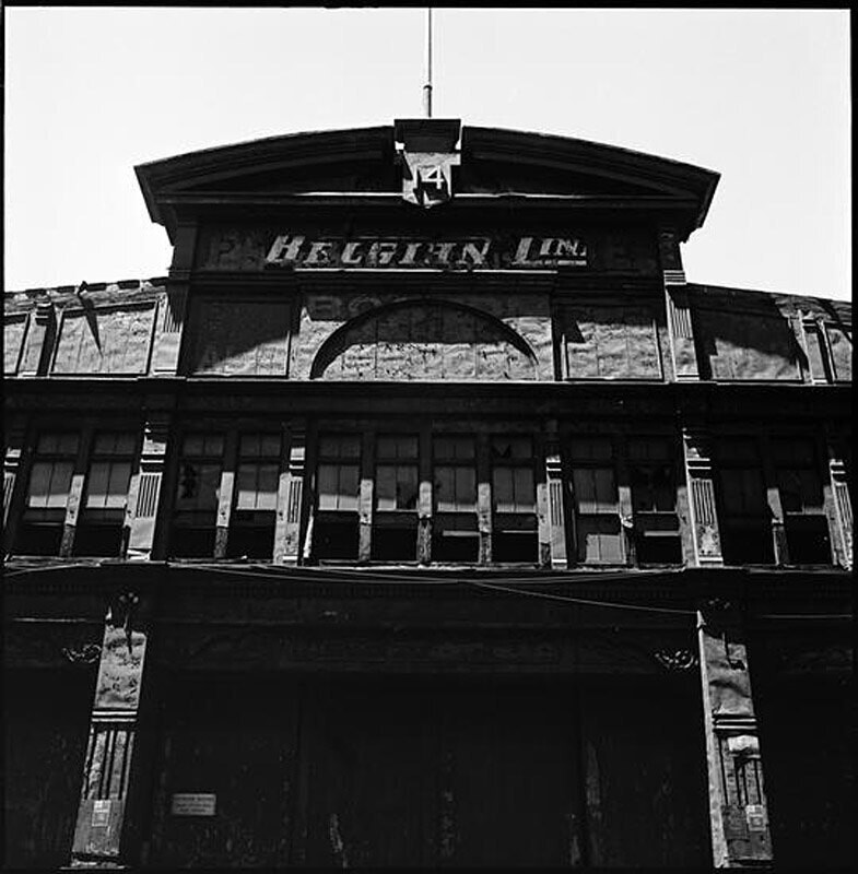 Delapidated Belgian Line building, Pier 14