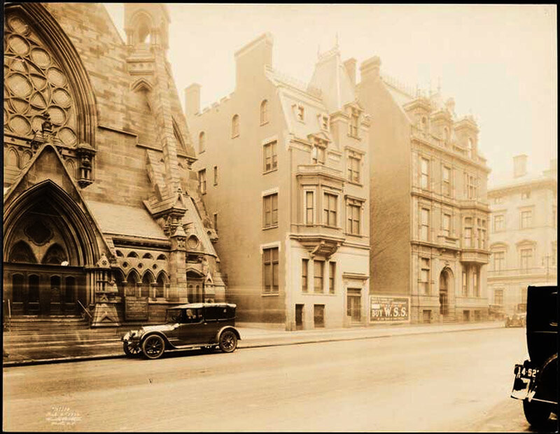 48th Street and Fifth Avenue. The Collegiate Church of St. Nicholas