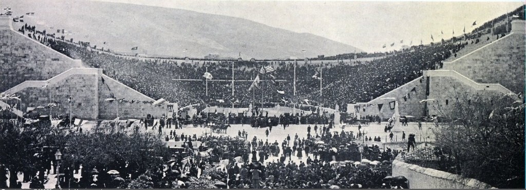 Το Παναθηναϊκό Στάδιο την πρώτη ημέρα των Ολυμπιακών Αγώνων του 1896