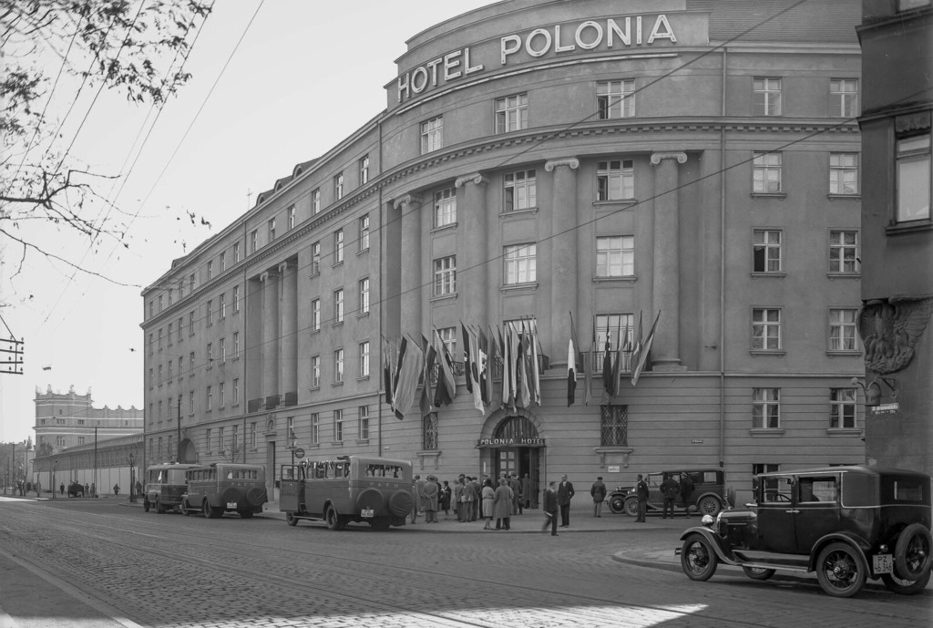 Ulica Grunwaldzka, Hotel Polonia