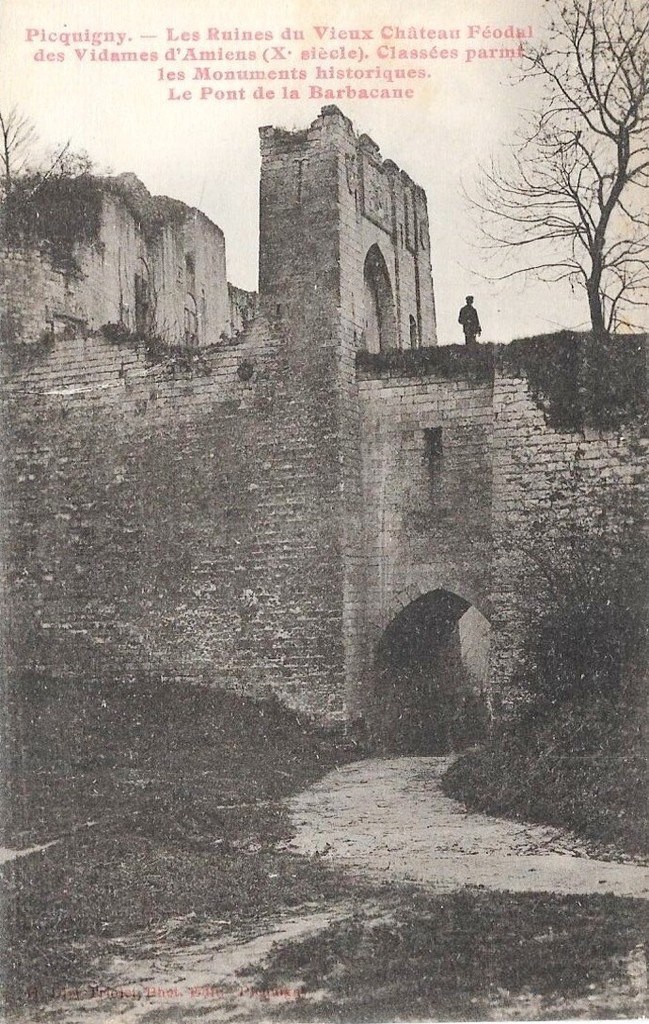 Picquigny. Les Ruines du Vieux Château féodal des Vidames d'Amiens